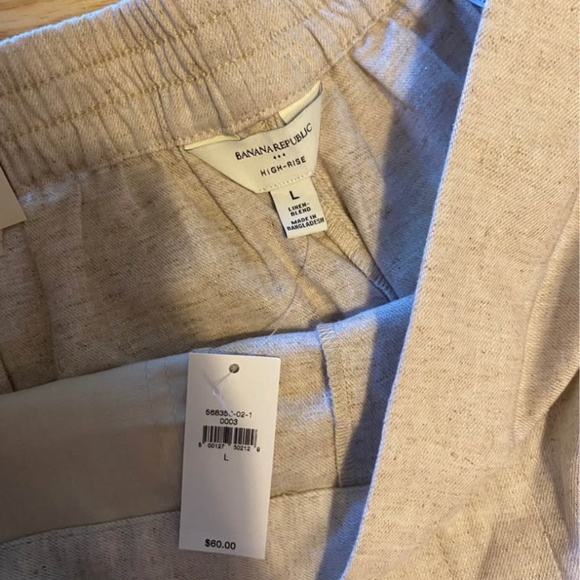 Size L, brand New, Linen Highwaisted Shorts - Picture 1 of 4